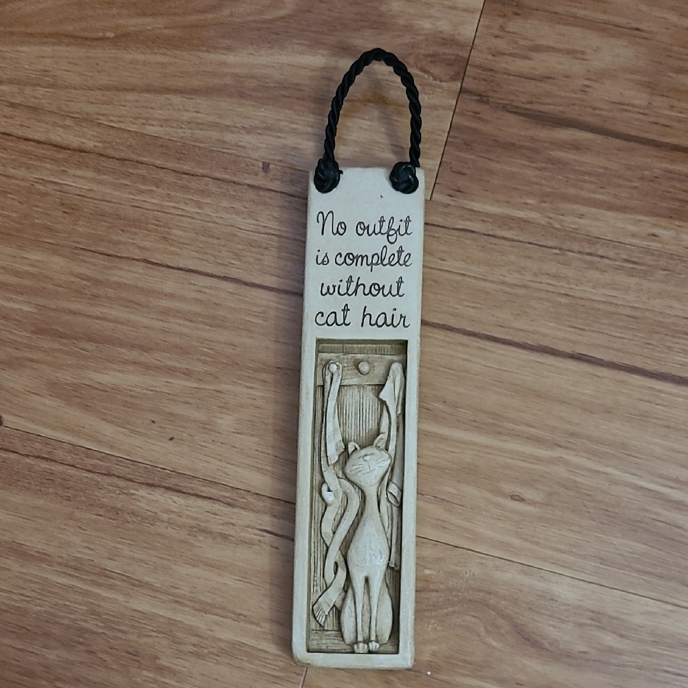 Stone Cat Hair Quote Wall Hanging